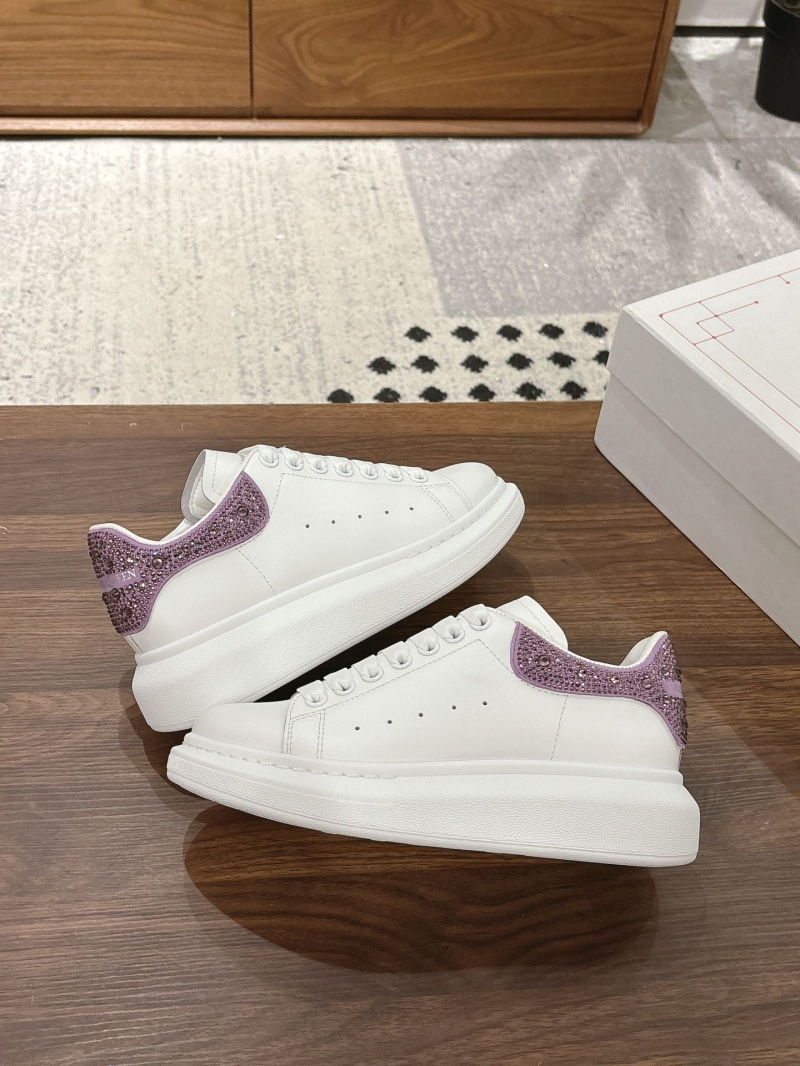 a1exa*der Mcqv*en sneakers